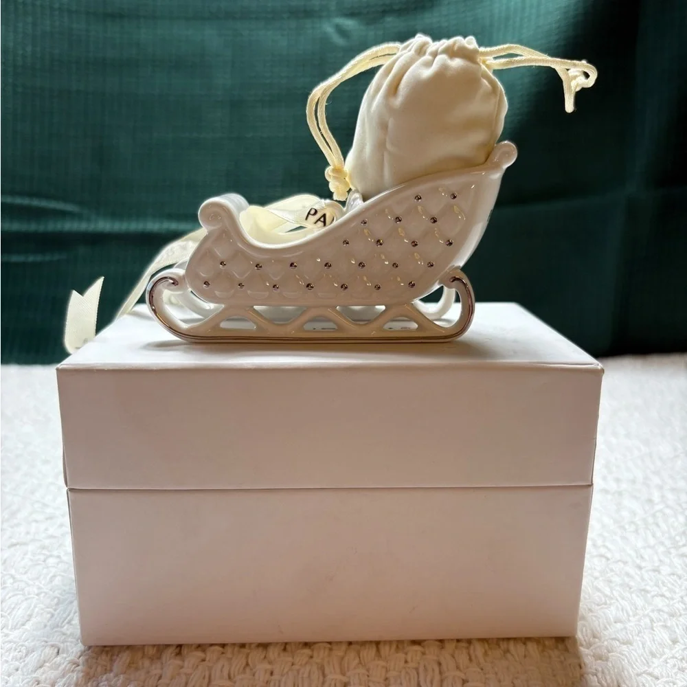 Pandora Porcelain Ceramic 2014 Santa Sleigh Christmas Ornament with Jewelry Bag